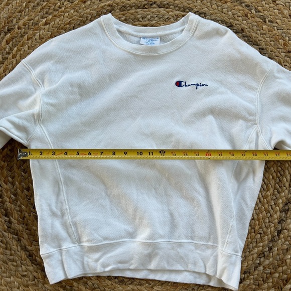 Champion Sweatshirt Women's Large L Embroided‎ Logo Crew neck Reverse Weave - Picture 6 of 6